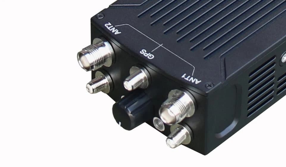 自组网手持式单兵 ZNW-WFC-1440H - 图 2